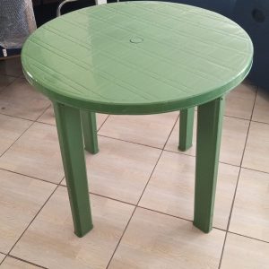 Round Plastic Table